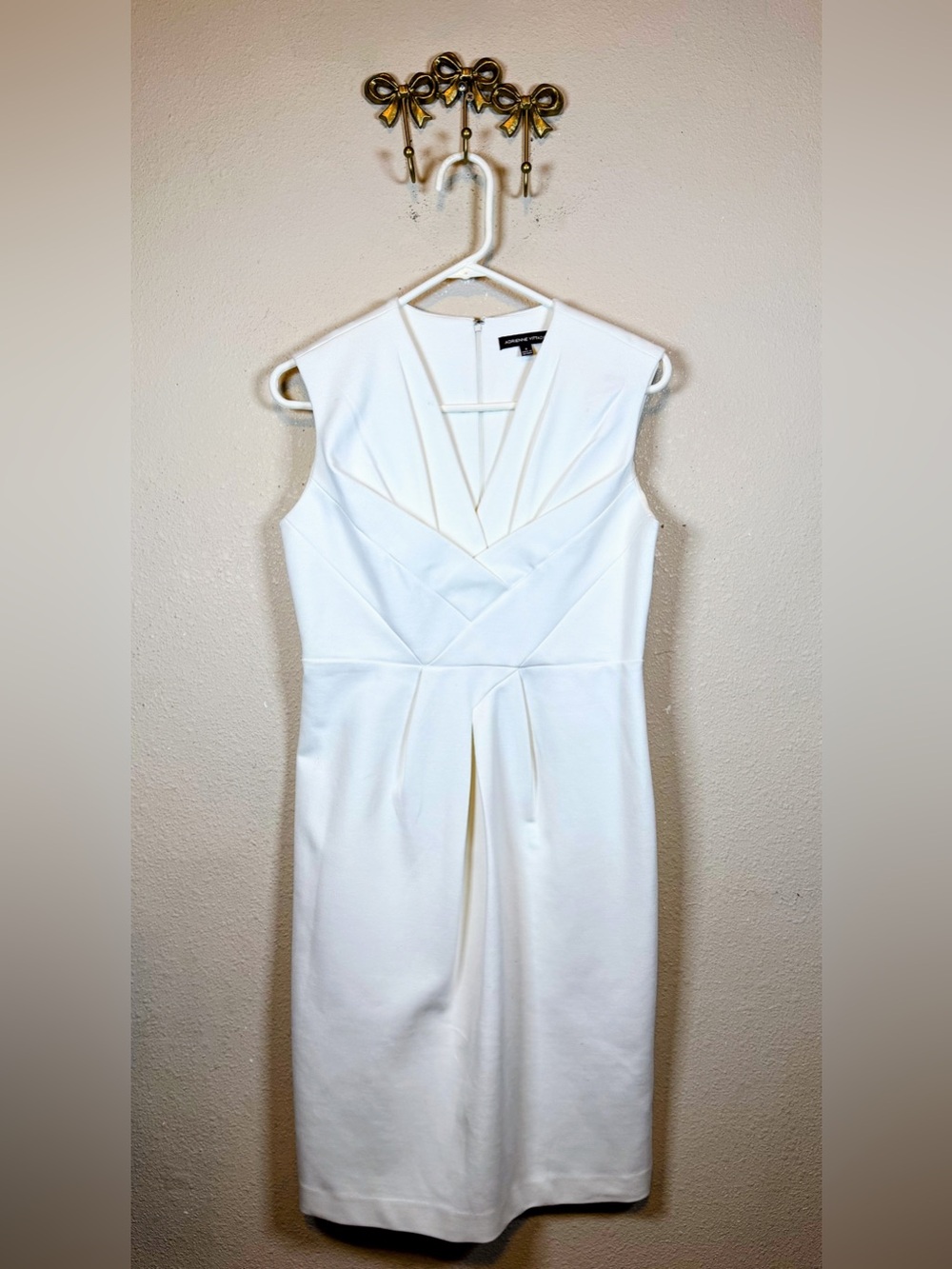 Adrienne Vittadini Ivory V-Neck Pleated Crossover Bodice Midi Sheath Dress. 8